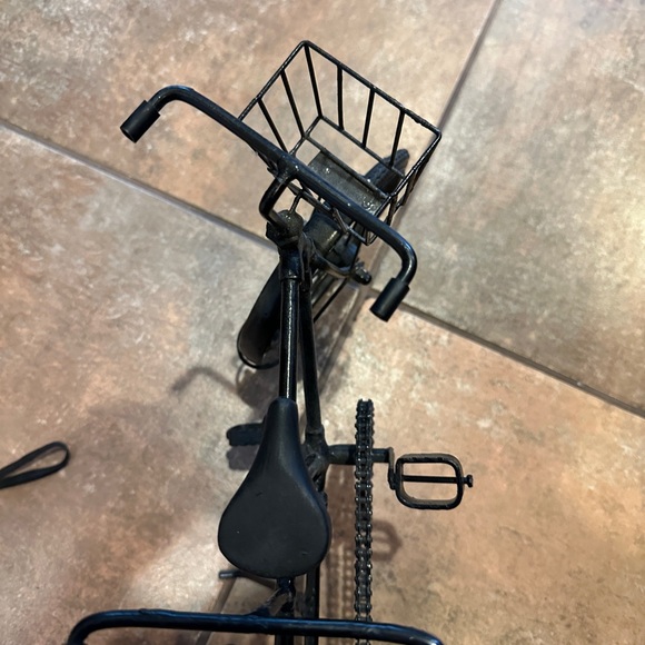 Painted metal tandem bicycle - great craftsmanship!!! - Picture 5 of 10